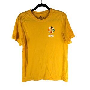 Nike Mens The Nike Tee Crewneck T-Shirt 1972 Beaverton OR USA Yellow Size S